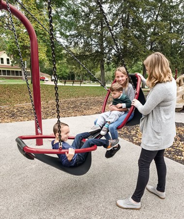 Friendship™ Swing with 5' Arch Tire Swing Frame Additional Bay