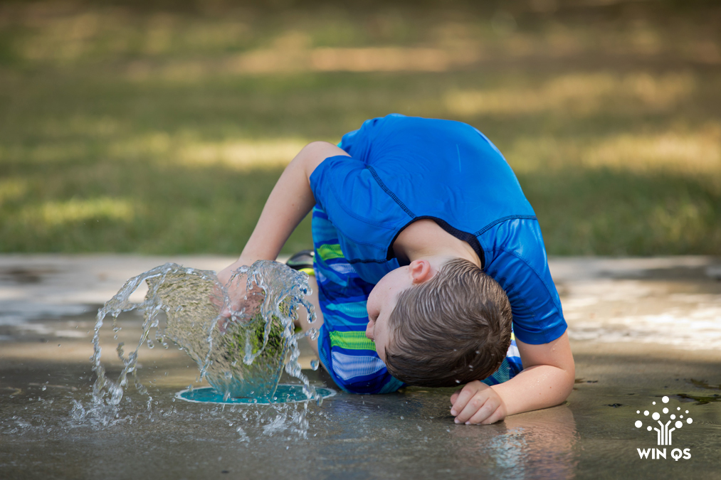 5 lợi ích của sân chơi nước đối với sự phát triển của trẻ nhỏ