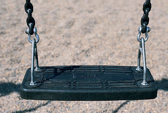 Flat Molded Seat w/Chains